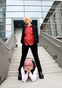 Cosplay-Cover: Shuichi Shindou [black vest]