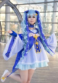 Cosplay-Cover: Snow Miku 2017