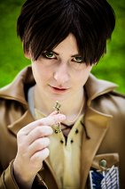 Cosplay-Cover: Eren Jäger (Scouting Legion)