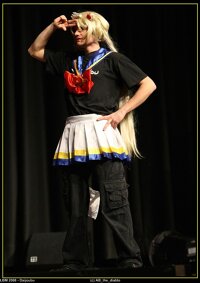 Cosplay-Cover: Sailor Moon Pappaufsteller