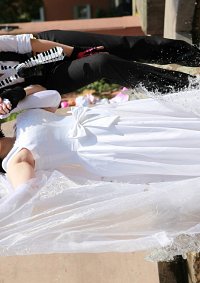 Cosplay-Cover: Mio Akiyama (Wedding Dress)