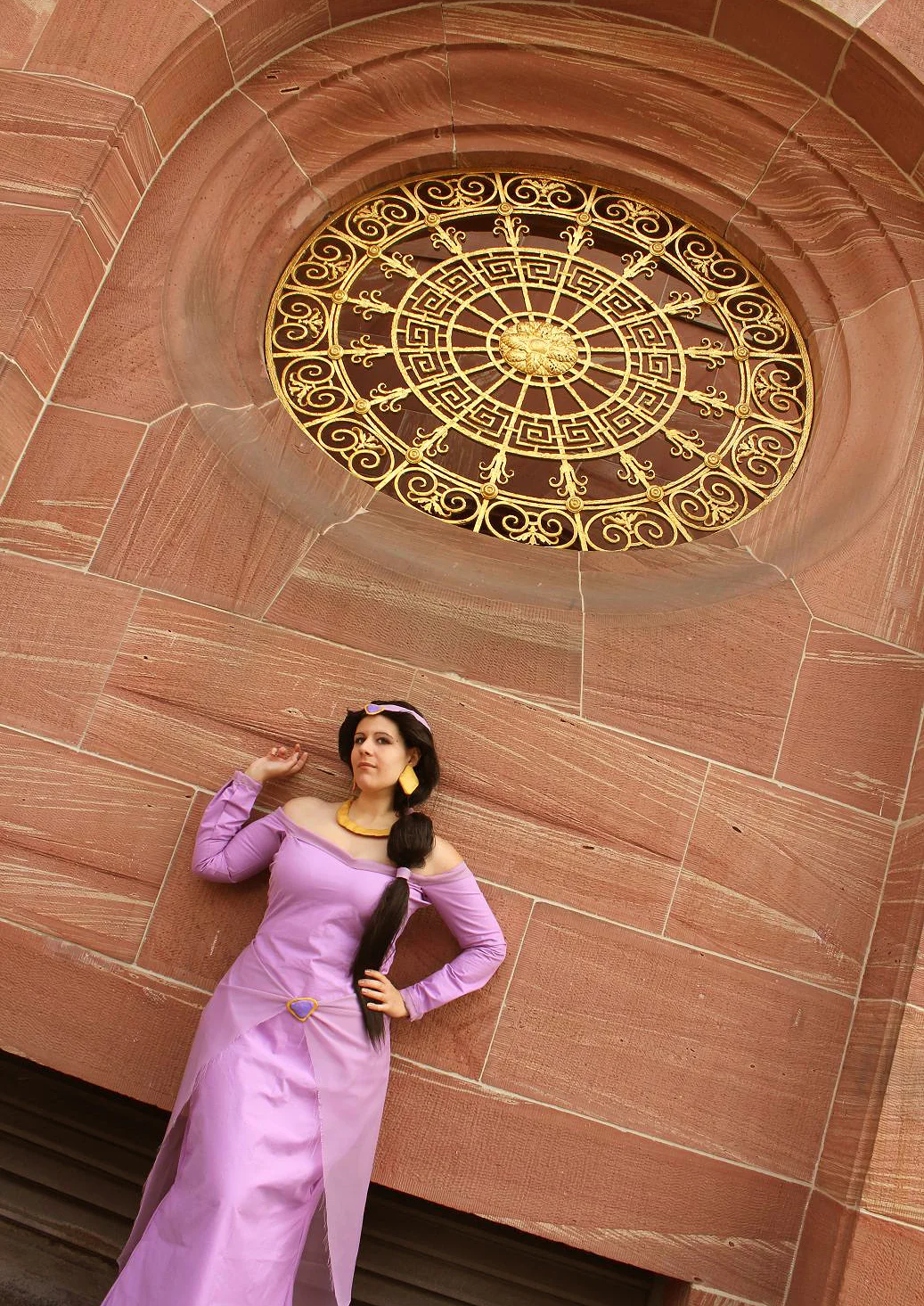 Cosplay-Cover: Jasmin (Verlobungskleid)
