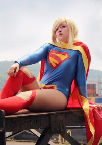 Cosplay-Cover: Kara Zor-El