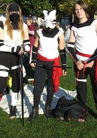 Cosplay-Cover: Anbu-Mitglied Nr. Q wie Banane