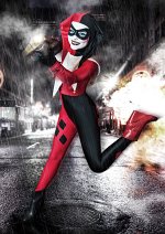 Cosplay-Cover: Harley Quinn [Classic Suit IV]