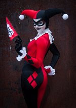 Cosplay-Cover: Harley Quinn [Classic Suit V]