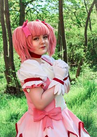 Cosplay-Cover: Madoka Kaname