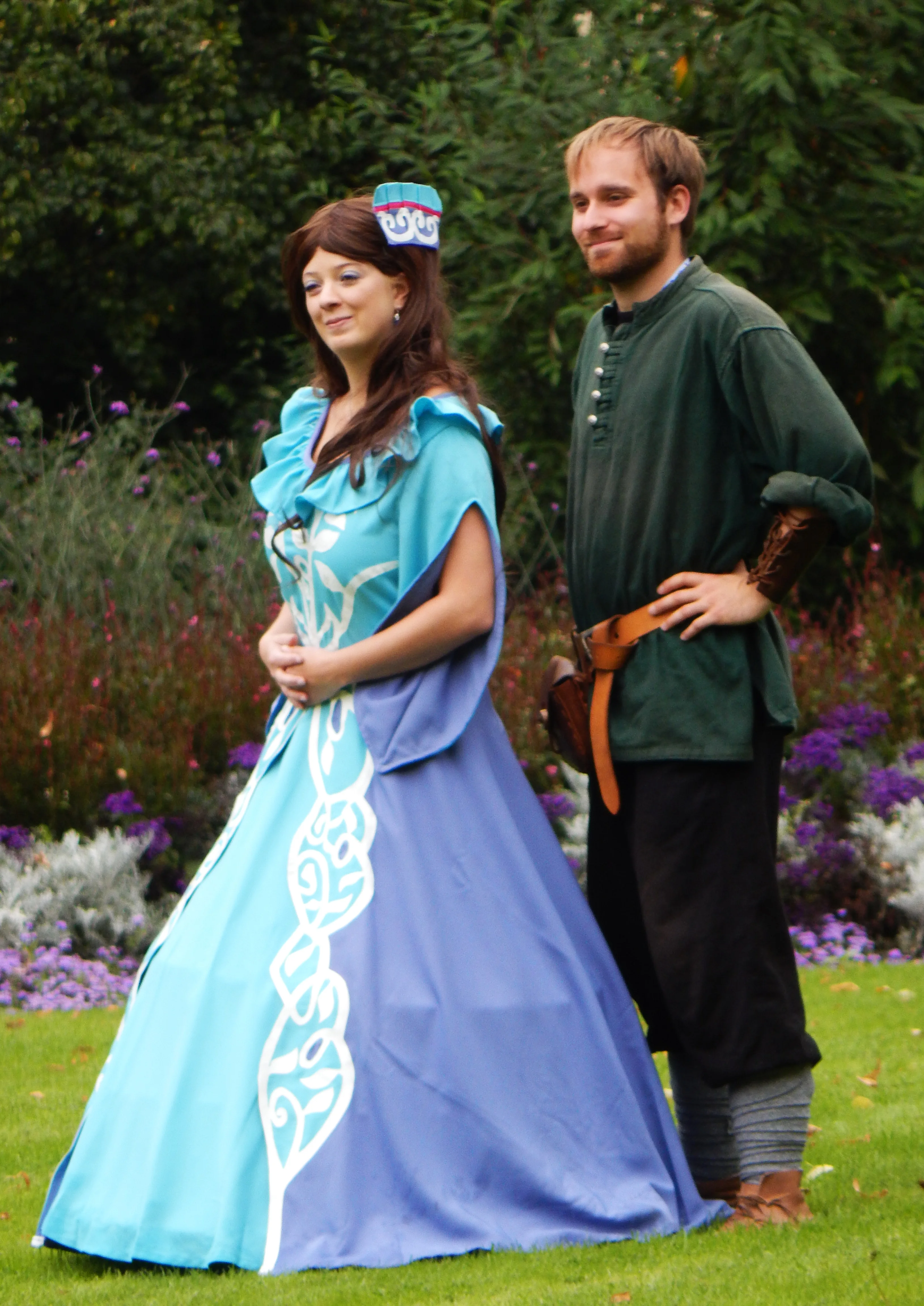 Cosplay-Cover: Belle (Blaue Version)