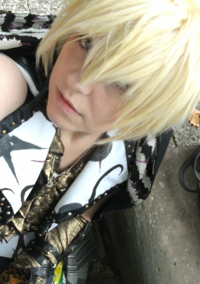 Cosplay-Cover: Shou - Kowloon Nine Heads Rodeo Show -