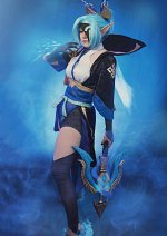 Cosplay-Cover: Spirit Blossom Vayne