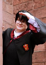 Cosplay-Cover: Harry Potter [Schuluniform]