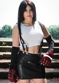 Cosplay-Cover: Tifa Lockhart (ティファ・ロックハート) [Remake]