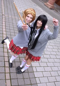 Cosplay-Cover: Mio Akiyama [London!]