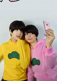 Cosplay-Cover: Matsuno Todomatsu ~Pink Sweater~