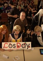Cosplay-Cover: DCM-Jury