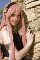 Cosplay-Cover: Luka Megurine (Cantarella)