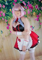 Cosplay-Cover: Mash Kyrielight [Valentine´s Maid]