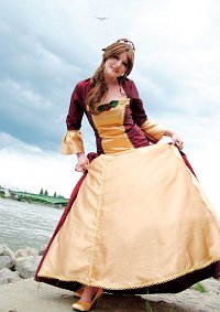 Cosplay-Cover: Belle (Weihnachtszauber)