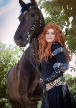 Cosplay-Cover: Merida von Dunbroch [Epilogue Dress]