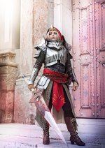 Cosplay-Cover: Meredith Stannard | Knight Commander
