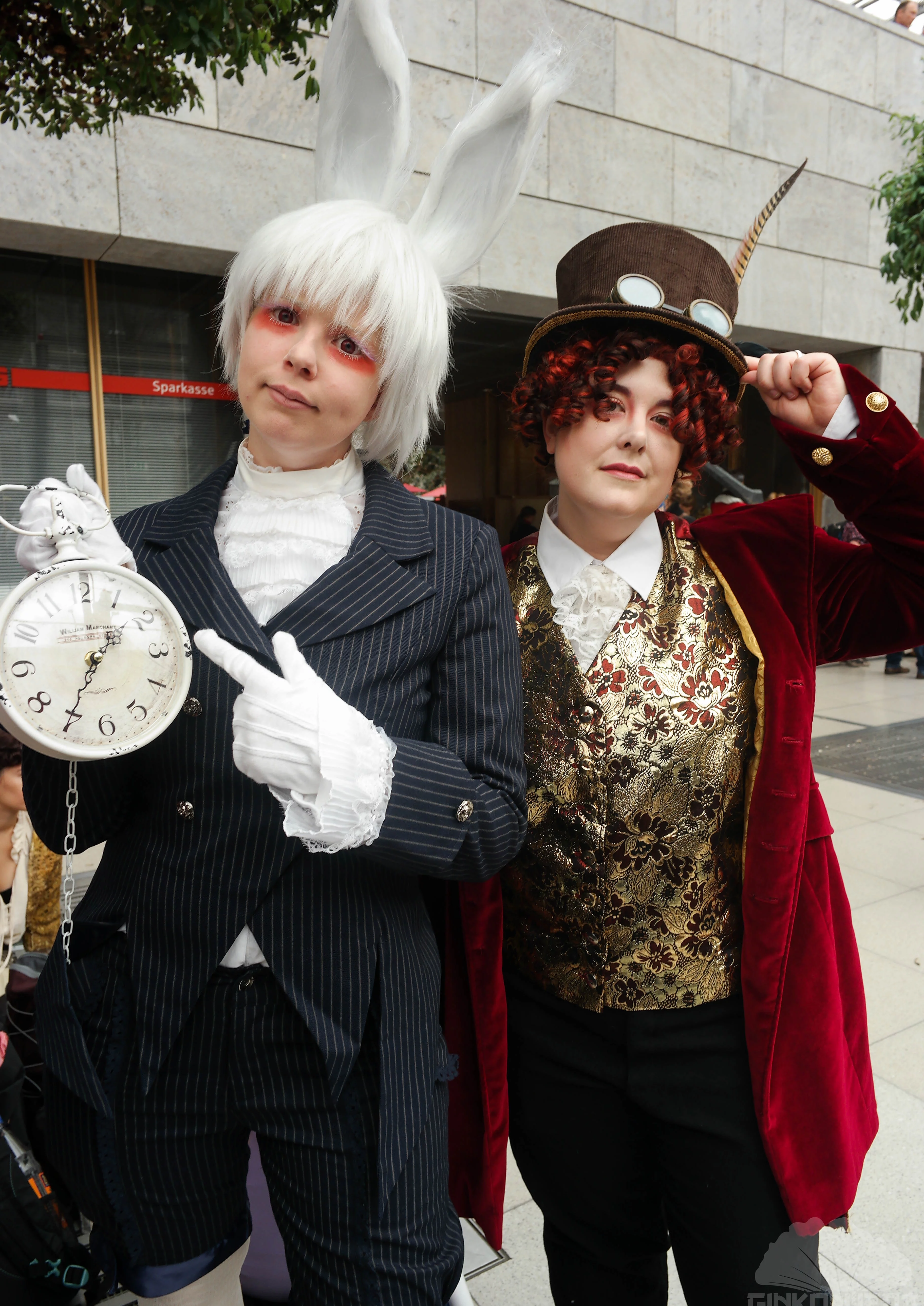 Cosplay-Cover: Weißes Kaninchen