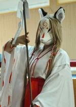 Cosplay-Cover: kitsune miko