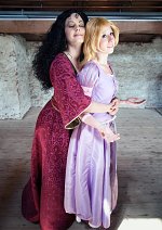 Cosplay-Cover: Mutter Gothel