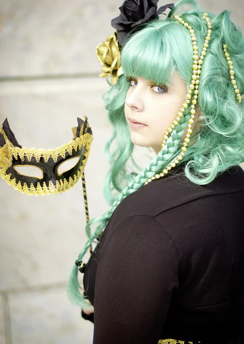 Cosplay-Cover: Masquerade