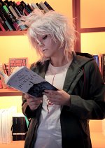 Cosplay-Cover: Nagito Komaeda