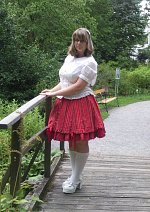 Cosplay-Cover: Weiß-Rote Classic Lolita