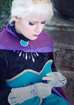 Cosplay-Cover: Elsa von Arendelle - Coronation