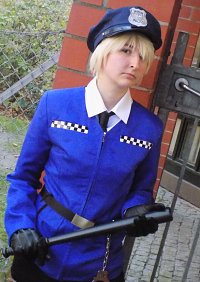 Cosplay-Cover: Arthur Kirkland (Polizei!England)