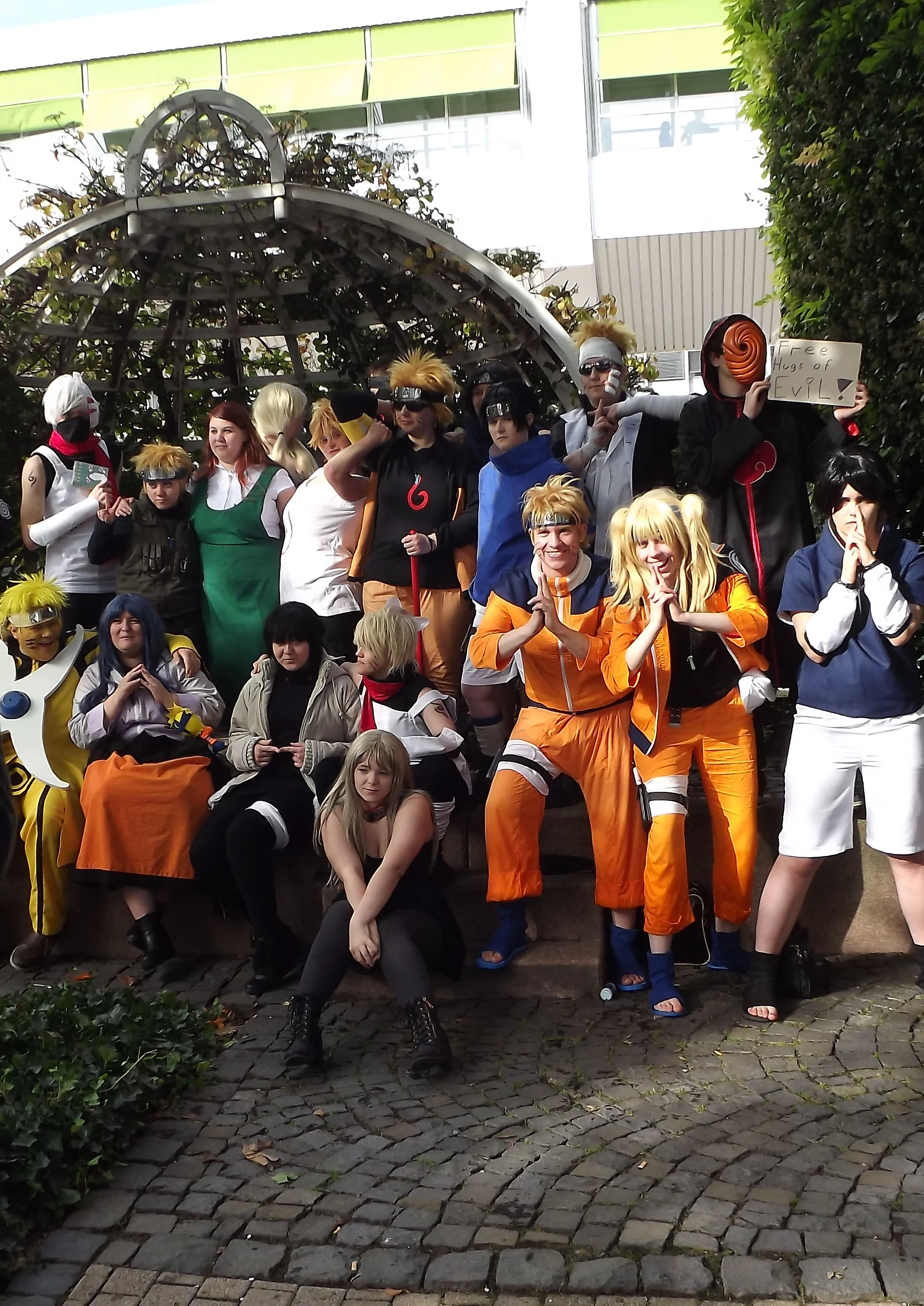 Cosplay-Cover: Laura Hatake (Reworked)