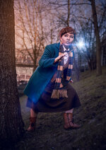 Cosplay-Cover: Newt Scamander (Genderbend)