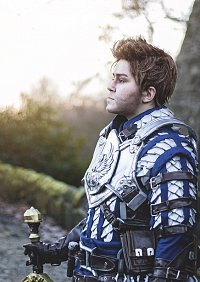 Cosplay-Cover: Alistair Theirin