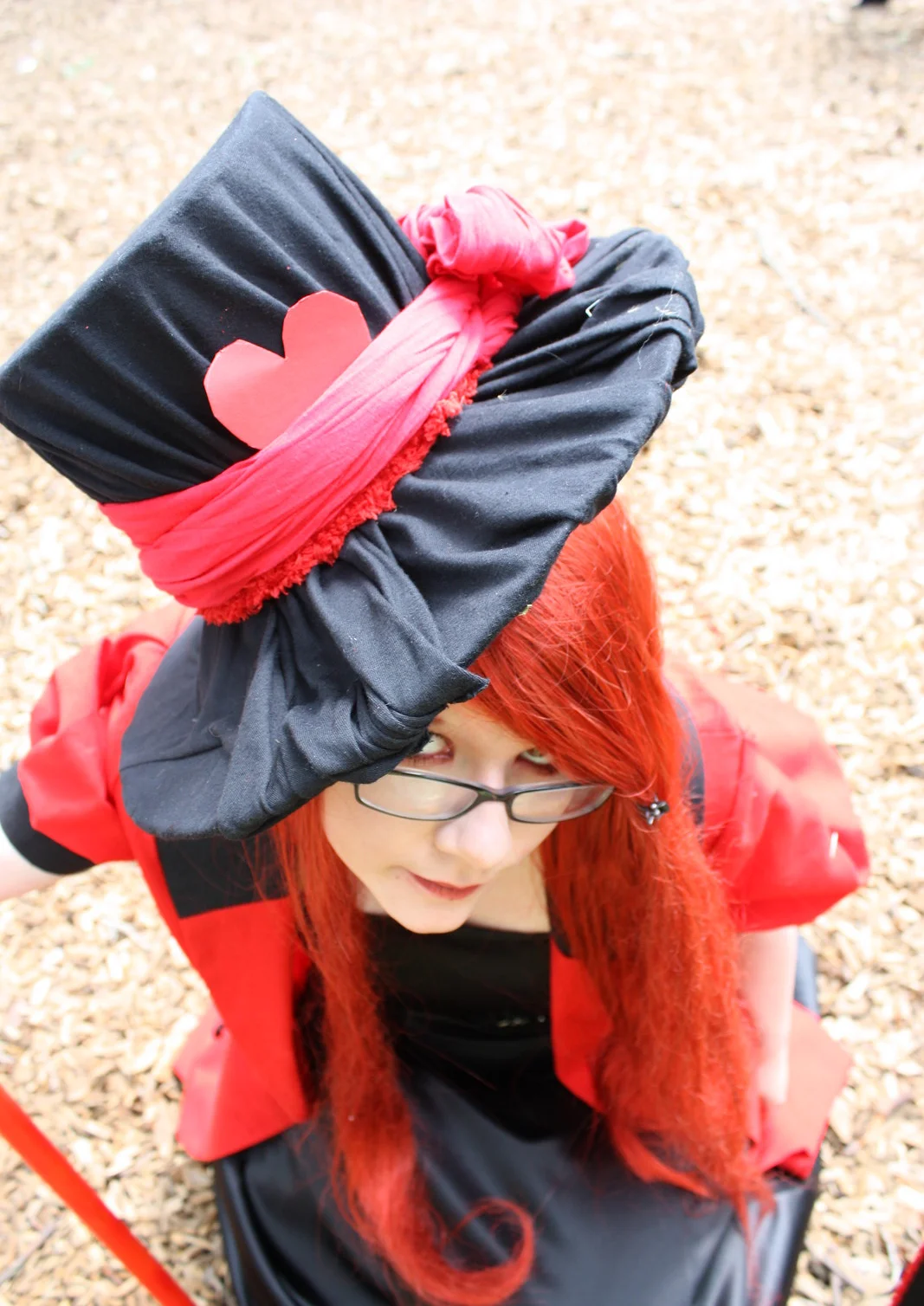 Cosplay-Cover: Der Tod kommt in Rot ~