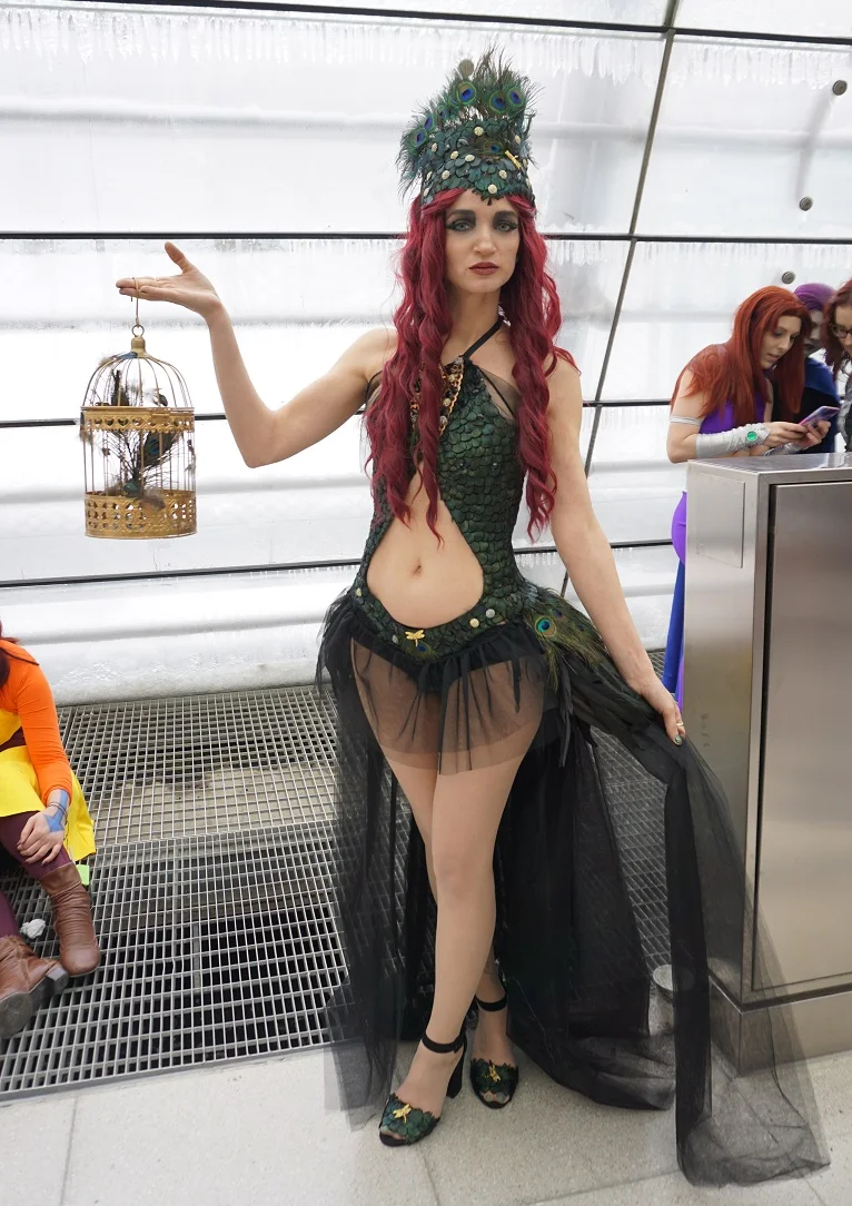 Cosplay-Cover: Pfau