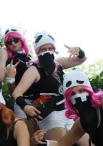 Cosplay-Cover: Team Skull Rüpel