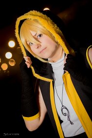 Cosplay-Cover: Len Kagamine [Synchronicity]