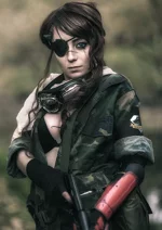 Cosplay-Cover: Punished/ Venom Snake - Female Version
