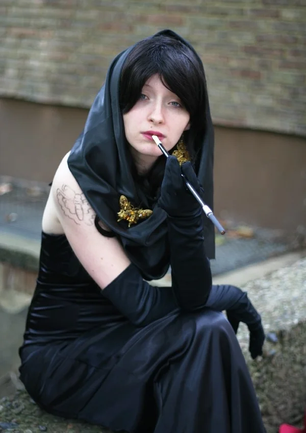 Cosplay-Cover: Dee Vasquez