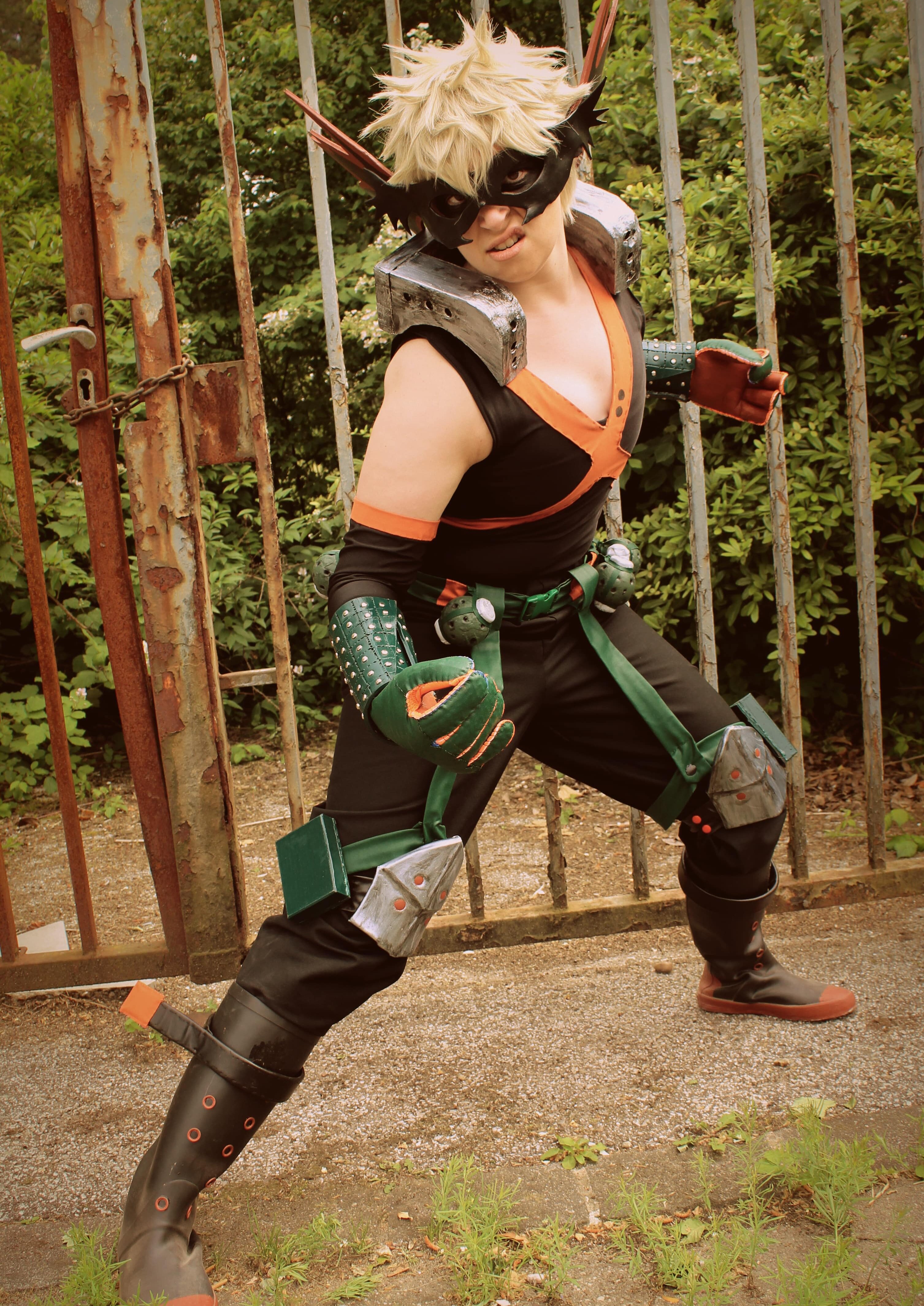 Cosplay-Cover: Katsuki Bakugou (Hero Suit)