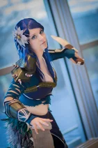 Cosplay-Cover: Elementarmagierin [Schatten Rüstung] |Guild Wars 2