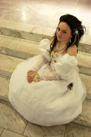 Cosplay-Cover: Sarah Williams (Ballkleid)