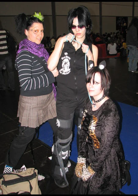 Cosplay-Cover: Leo-Mieze