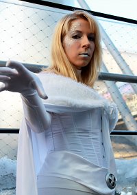 Cosplay-Cover: Emma Frost