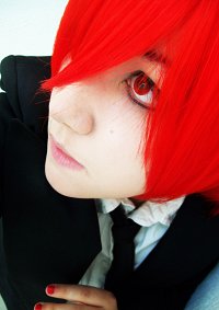 Cosplay-Cover: Akaito [Suit]