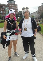 Cosplay-Cover: Team Skull Grunt