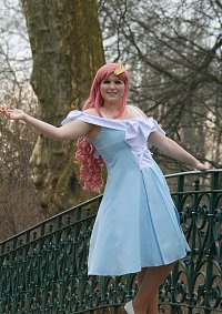 Cosplay-Cover: Lacus Clyne [Fields of Hope]