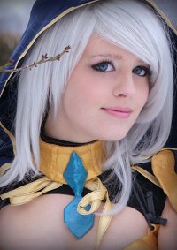 Cosplay-Cover: Ashe